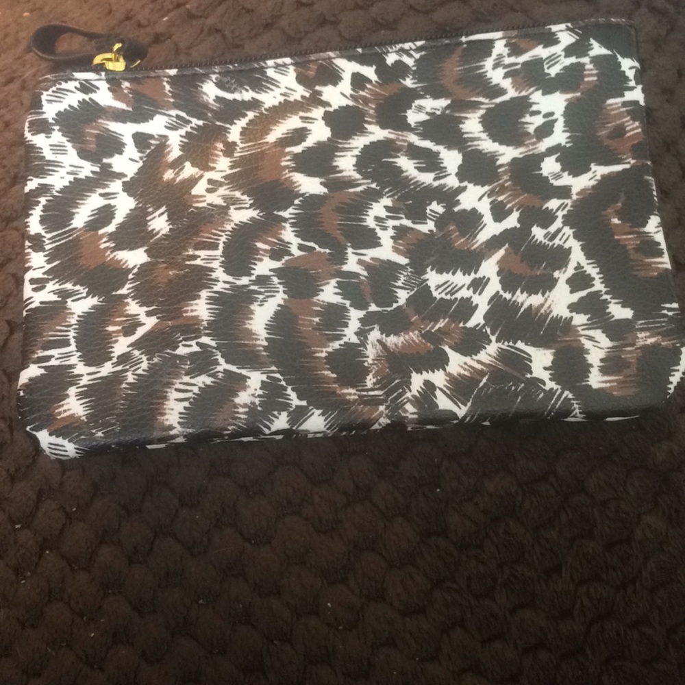 Animal print make up case
